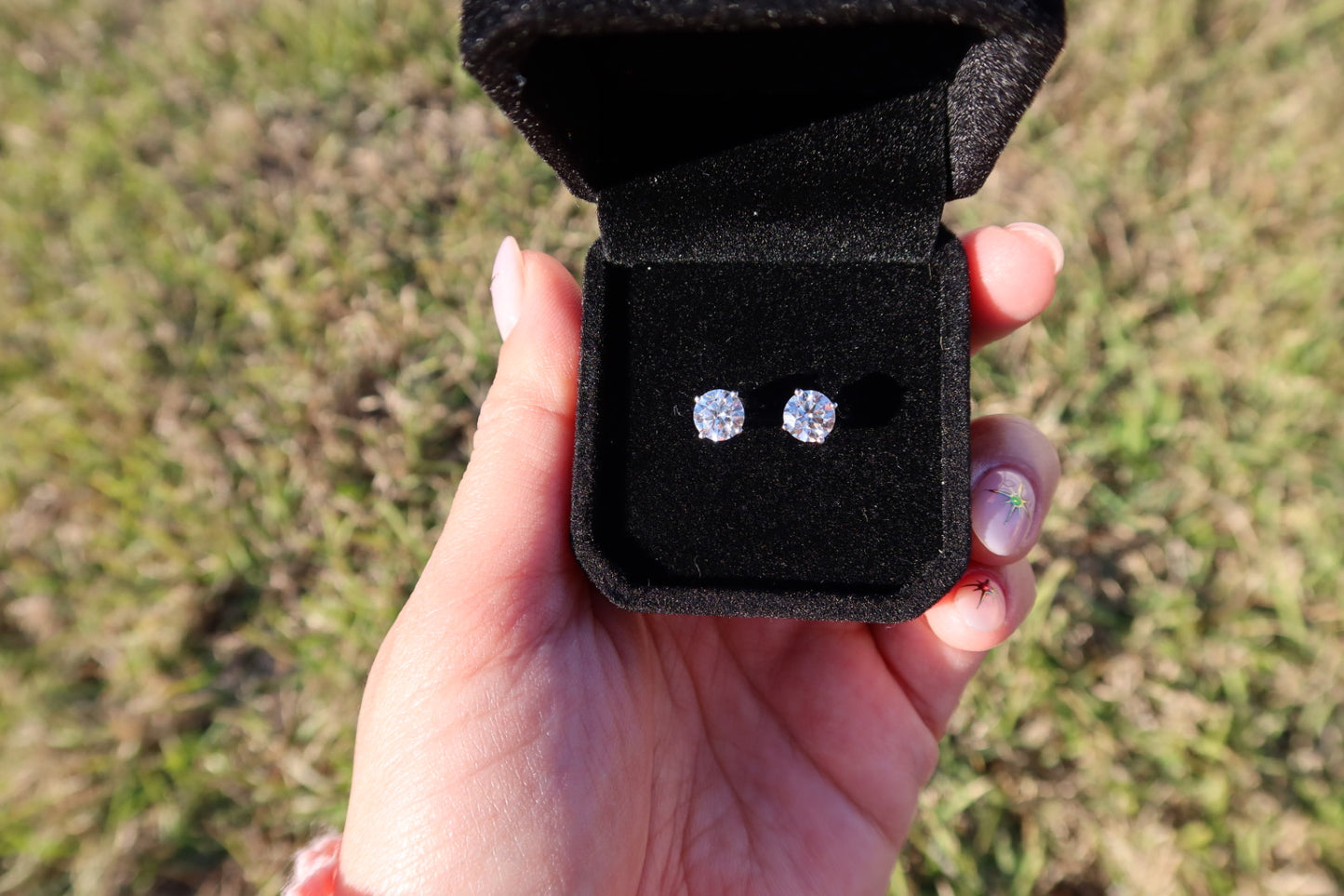 2.00ctw Round Cut Diamond Stud Earrings