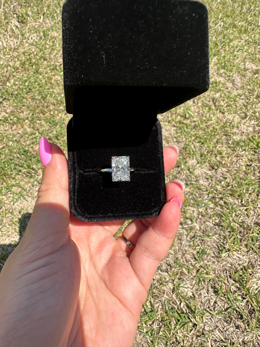 3.97ct Radiant Cut Lab-Grown Diamond Engagement Ring