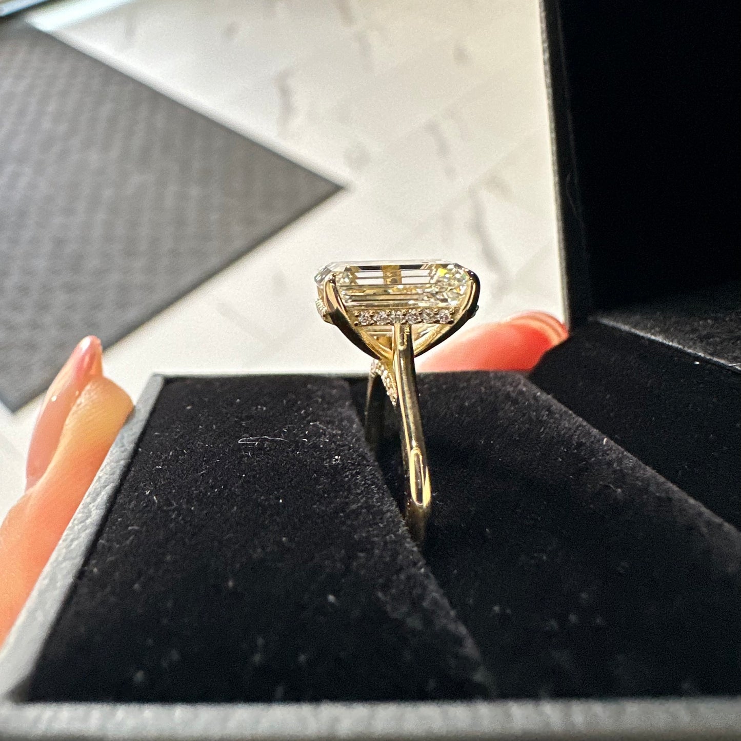 5.55ct Emerald Cut Engagement Ring, F Color, VS1, 14k Yellow Gold