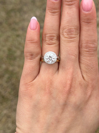 2.33ctw Round Cut Engagement Ring