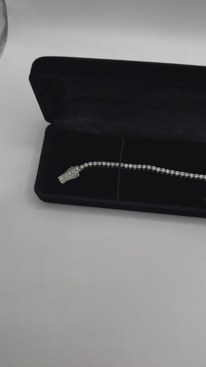 3.13ctw White Gold Tennis Bracelet